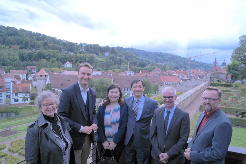 Sie sucht ihn schmalkalden meiningen
